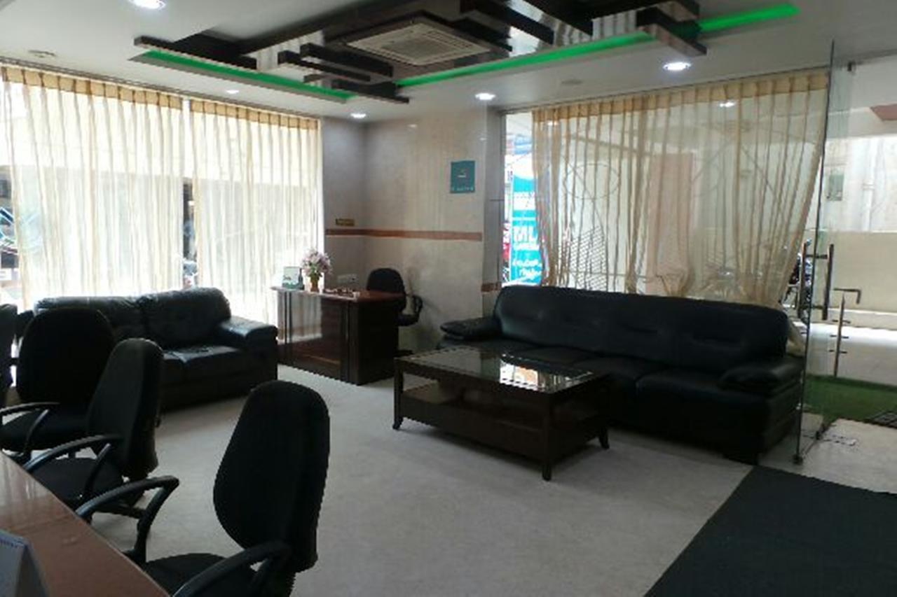 Mlc Gateway Deluxe Inn Бангалор Екстериор снимка